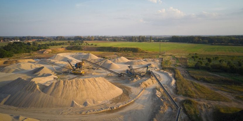 Česku hrozí stavební surovinová krize